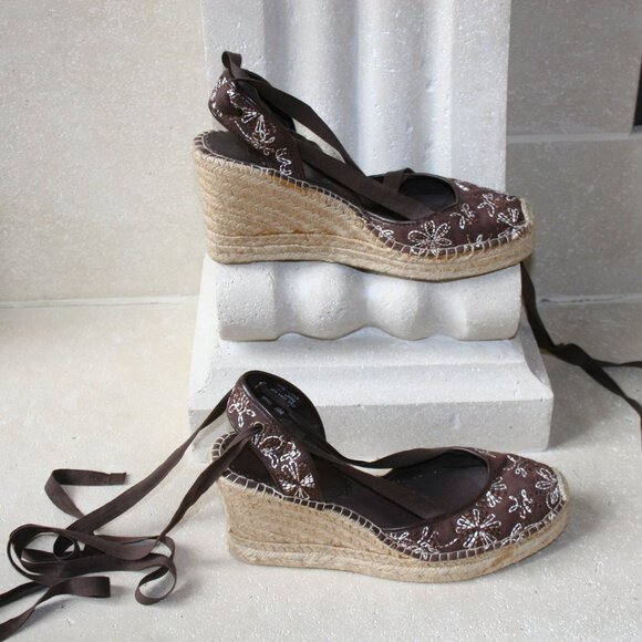Brown Lace Up Wedge Espadrille Heel Size 8 1/2 - Picture 2 of 8